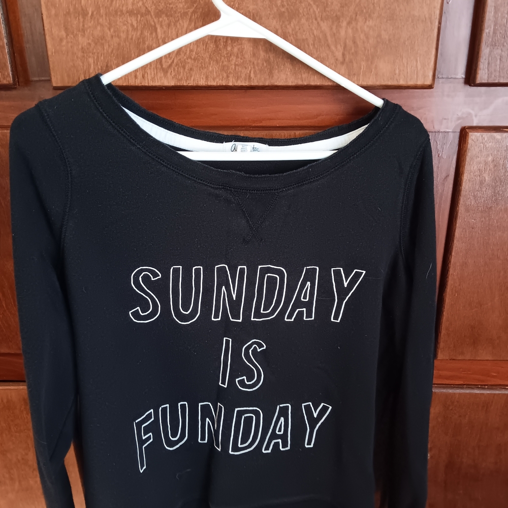 Black 'Sunday is Funday' Women's Top Aeropostle Size Medium